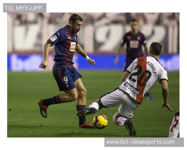 巴列卡诺主帅:草皮状况不理想,但我们和巴萨同样面对此情况 巴列卡诺主帅:草皮状况不理想,但我们和巴萨同样面对此情况